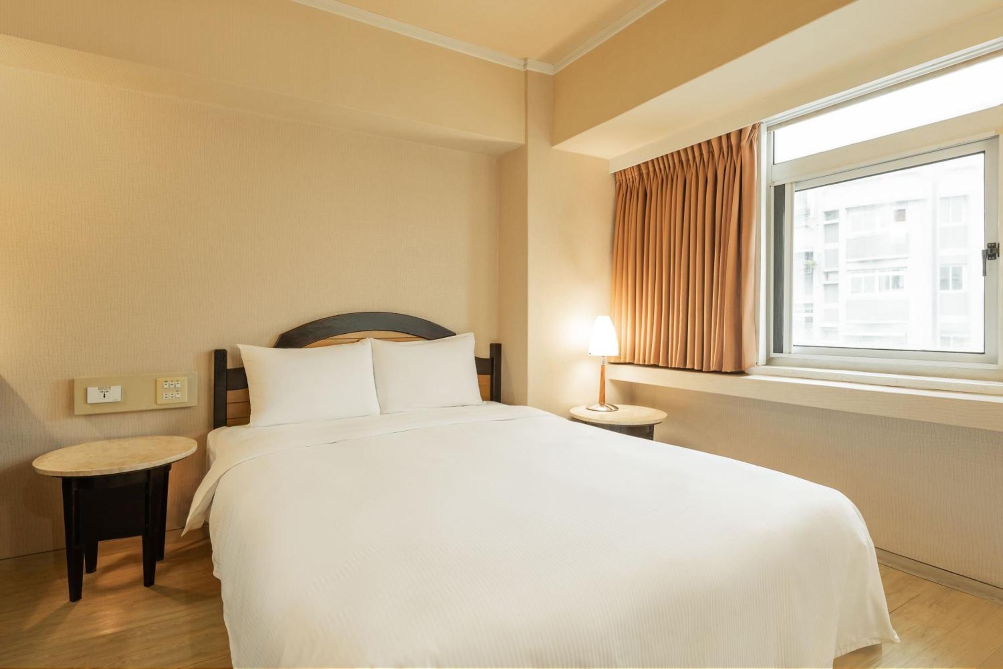 Kindness Hotel Weiwuying Kaohsziung Szoba fotó