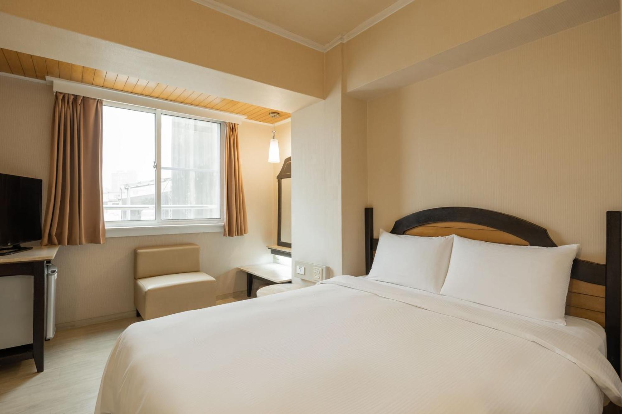 Kindness Hotel Weiwuying Kaohsziung Szoba fotó