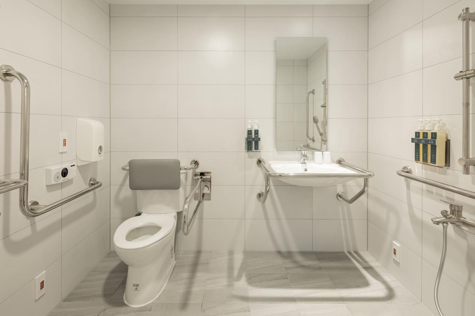 Kindness Hotel Weiwuying Kaohsziung Kültér fotó